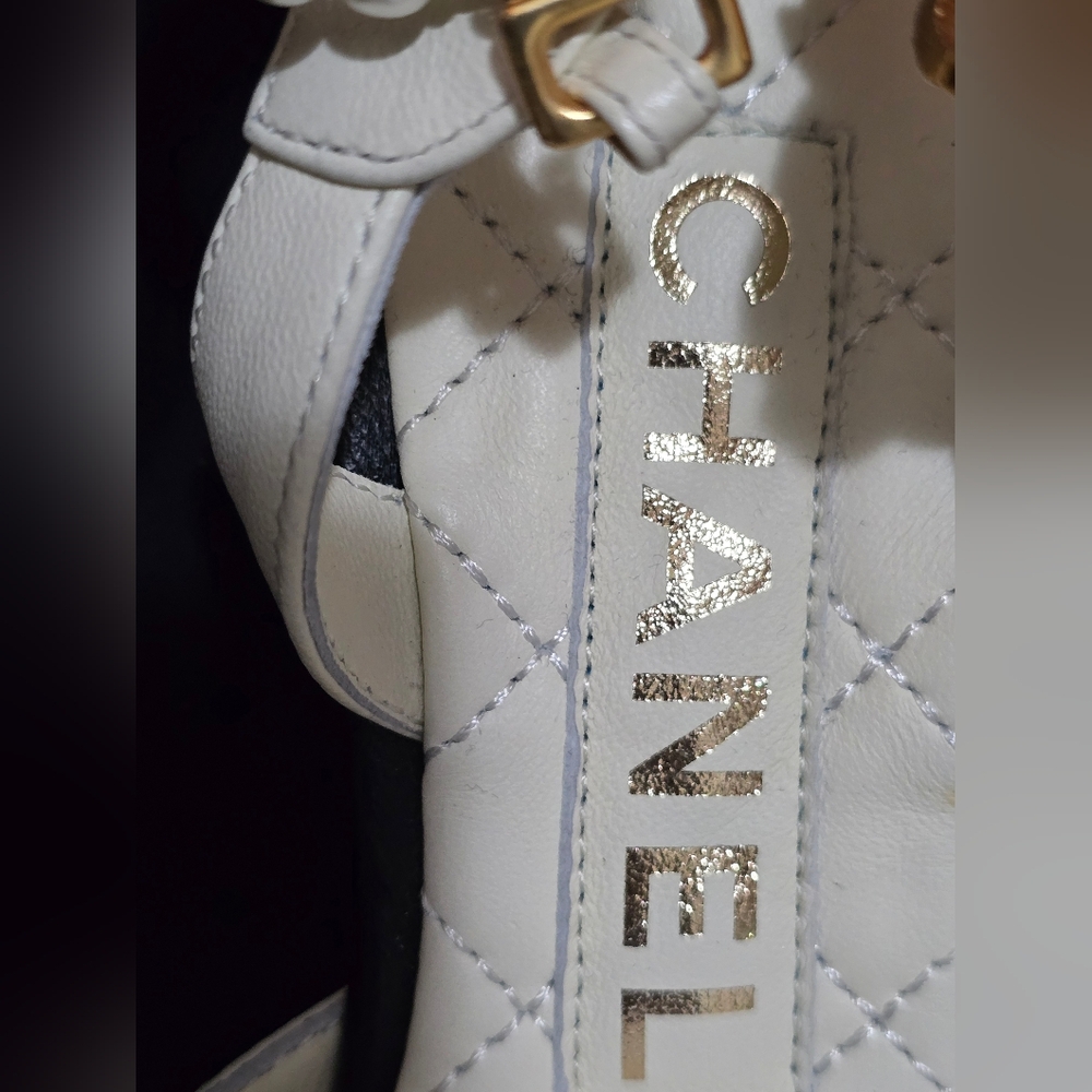 CHANEL Women's Flats with Pearl Detail - Picture 3 of 5